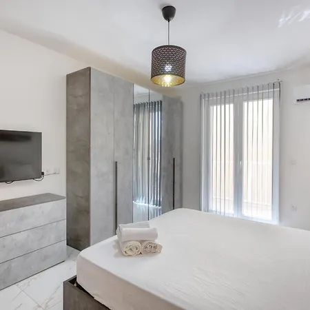 Apartment Apartment In Marsalforn Near Beaches & Seaside Dining