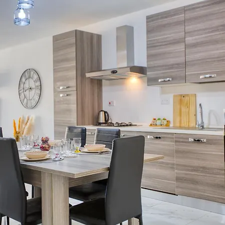 شقة In Marsalforn Near Beaches & Seaside Dining *